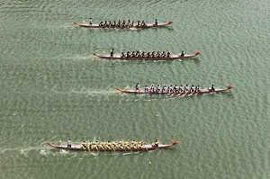 “同心奮楫 龍騰四方”：2025年武漢統(tǒng)一戰(zhàn)線民營企業(yè)龍舟競(jìng)渡聯(lián)誼賽圓滿舉行